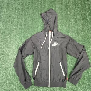 Nike Windrunner Jacket Women’s XS Black Full Zip Hooded Swoosh